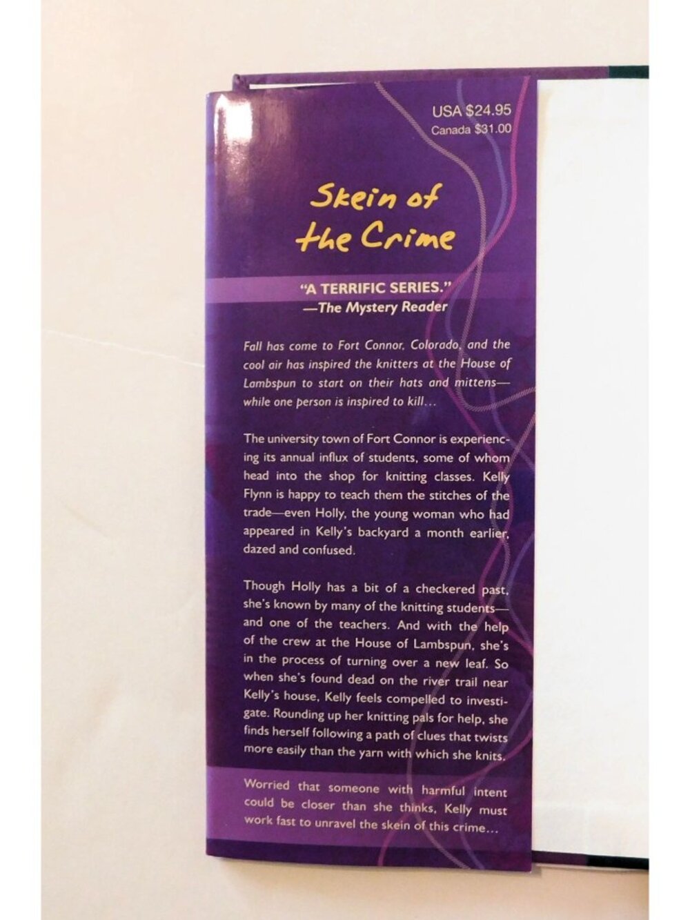Skein Of The Crime By Maggie Sefton 1st Edition 2010 A Knitting Mystery HBDJ - Picture 3 of 5